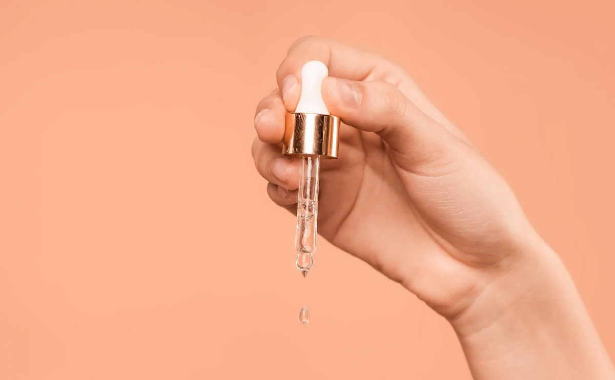 CapraMilk Kolostrum je vyrobený z kolostra kozičky, ktorá obsahuje viac biologicky dostupných imunoglobulínov ako kravské kolostrum.